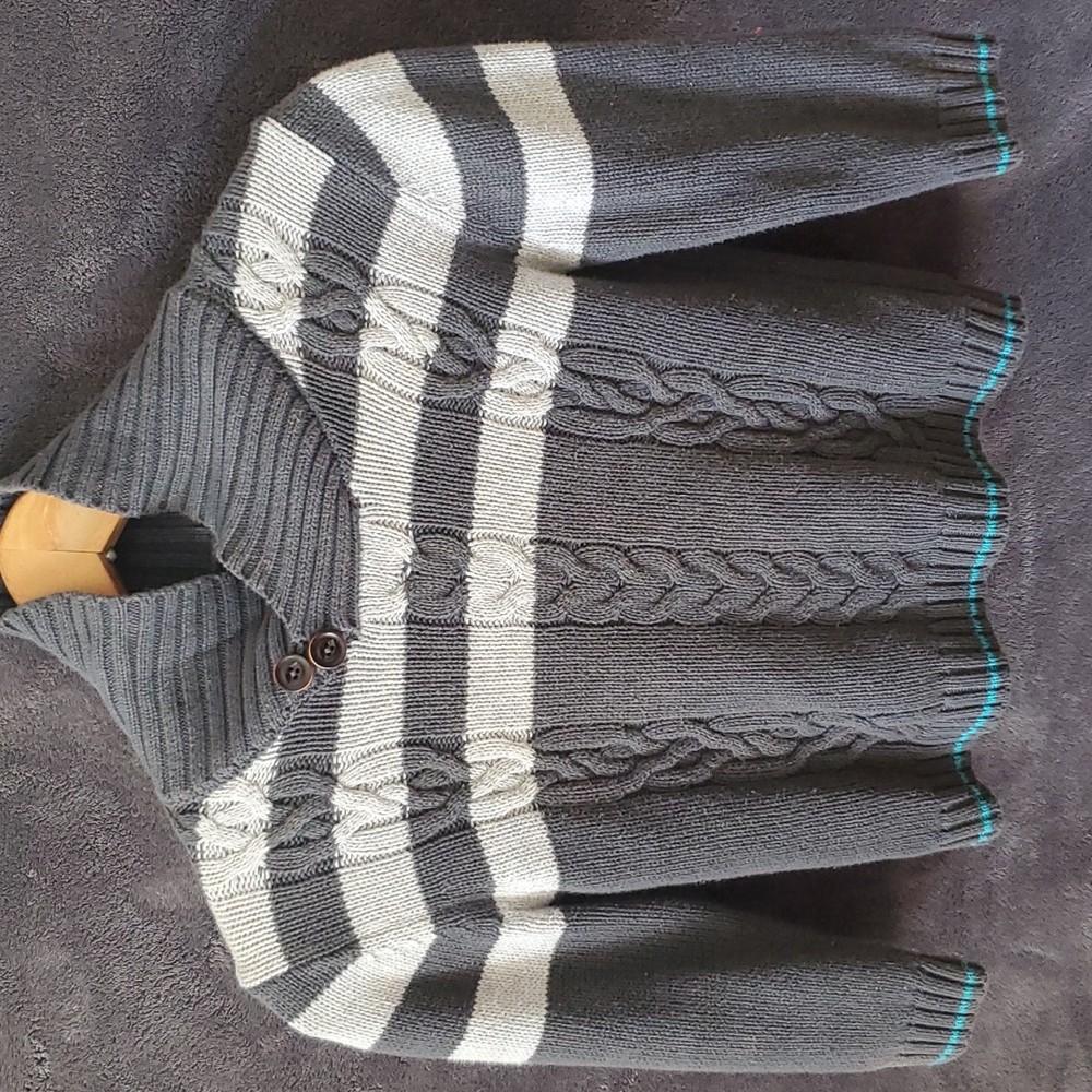 CHEROKEE Sweater